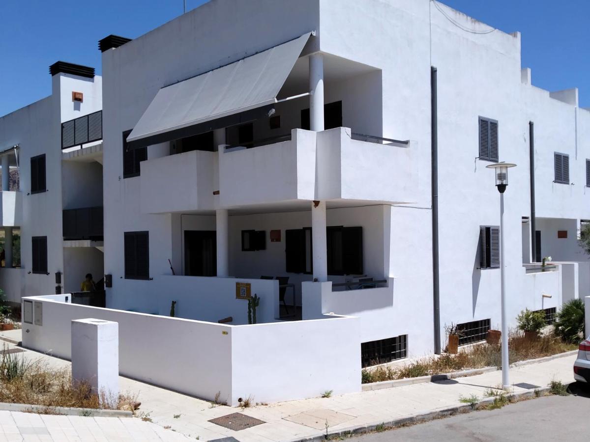 Piedranegra, Apartamento Completo Con Patio, Terraza Y Bbq Rodalquilar Exteriör bild